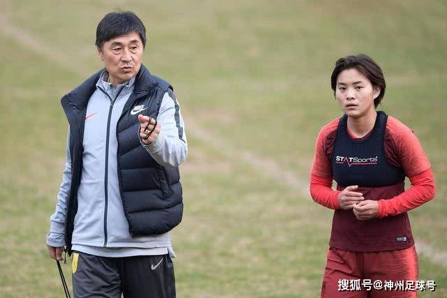 浙江在季前赛中战胜宁波 约翰逊发挥出色